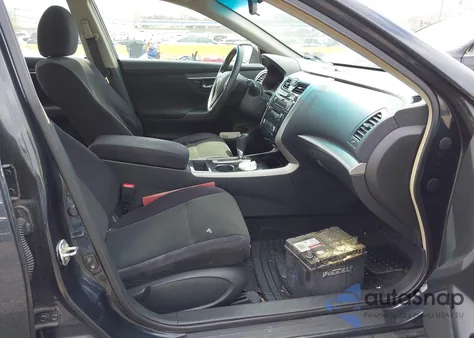 2013 Nissan Altima 2.5 S from USA, damaged, VIN 1N4AL3AP5DC220401